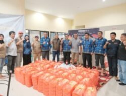 Sekwan DPRD Makassar Beri Bantuan Korban Banjir di Biringkanaya
