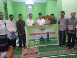 Legislator Makassar Kasrudi Bagi Al-Quran ke Sejumlah Masjid di Manggala