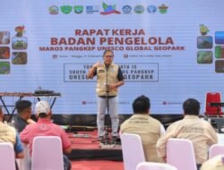 Danny Pomanto Buka Rapat Kerja Badan Pengelola Geopark Maros-Pangkep di Tokka Tena Rata