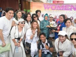 Serukan Kekompakan dan Toleransi, Indira Yusuf Ismail Apresiasi Baksos Woman’s