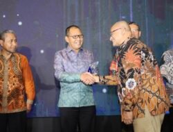 Keren! Wali Kota Makassar Danny Pomanto Raih Penghargaan Apresiasi Tokoh 2024 oleh Tempo Media