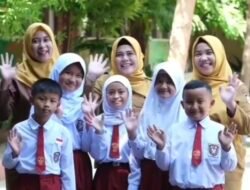 Seragam Gratis, Bukti Nyata Pemkot Makassar Dukung Pendidikan dan UMKM