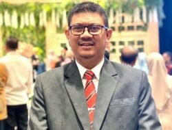 Ketua PGRI Sulsel: Seragam Gratis Pemkot Makassar Ringankan Beban Masyarakat