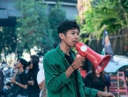 Api DPRD dan Jejak Aparat yang Hilang