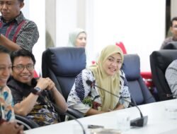 Dialog Bersama Warga, Munafri Cari Jalan Tengah Penataan di Ujung Tanah