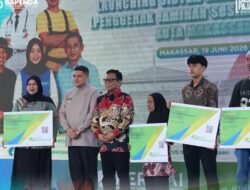 Kepala Bapenda Makassar Hadiri Launching Makassar Berjasa, Perkuat Dukungan Perlindungan Sosial Pekerja Rentan